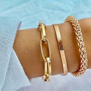 Set of Three Elegant Gold Bracelet Set